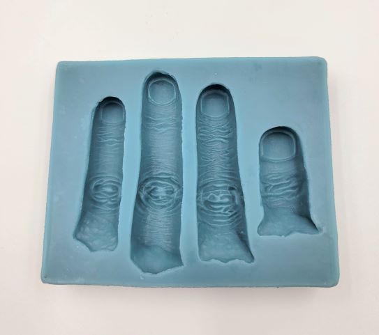 J.Wilton SILICONE MOLD SEVERED FINGER APPROX. 2.25" LRG & 1" SM. 1PC