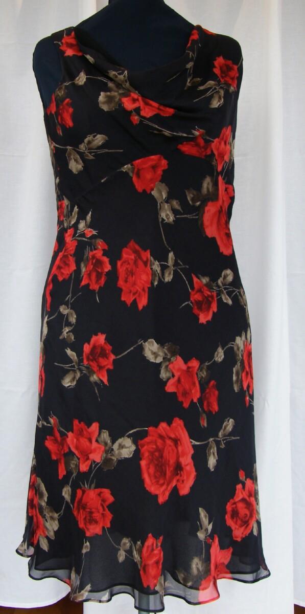 jacques vert 100% SILK DRESS RED ROSE HEADS ON BLACK SILK MATCHING SILK PASHMINA AVAILABLE