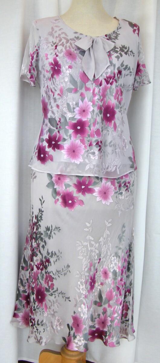 Jacques Vert 2 IN 1 “JEWEL” RANGE PEARL GREY 45% SILK DEVORE SKIRT & TOP CERISE PRINT & CERISE WOVEN JACKET & SKIRT