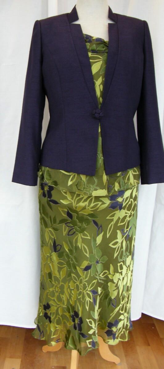 jacques vert AMETHYST & PERIDOT RANGE GREEN 26% SILK DEVORE SKIRT & TOP PERIDOT & AMETHYST FLORAL PRINT AMETHYST NOTCH NECK JACKET