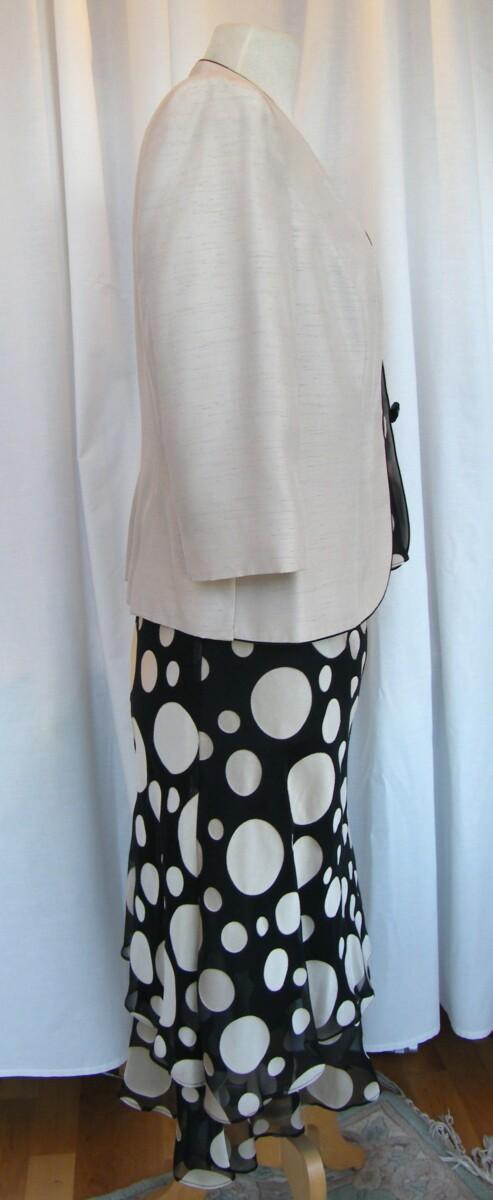 Jacques Vert BLACK DEVORE SKIRT & TOP GOLD SPOT PRINT OF VARIOUS SIZES. PALE GOLD SHANTUNG JACKET EDGED IN BLACK