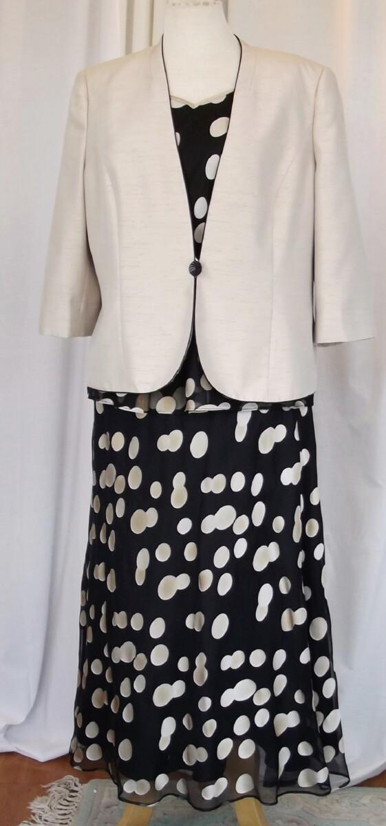 jacques vert BLACK DEVORE SKIRT & TOP LARGE SPOT PRINT IN SHADES OF GOLD. PALE GOLD SHANTUNG JACKET EDGED IN BLACK