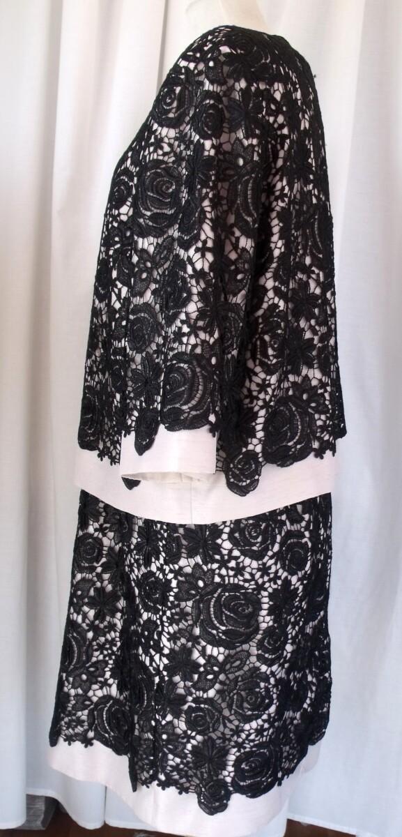 Jacques Vert BLACK OPULENT LACE OVER NEUTRAL SHANTUNG DRESS & OPULENT LACE JACKET NECK FASTENING
