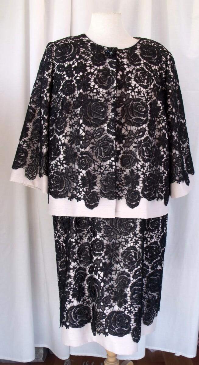 jacques vert BLACK OPULENT LACE OVER NEUTRAL SHANTUNG DRESS & OPULENT LACE JACKET NECK FASTENING