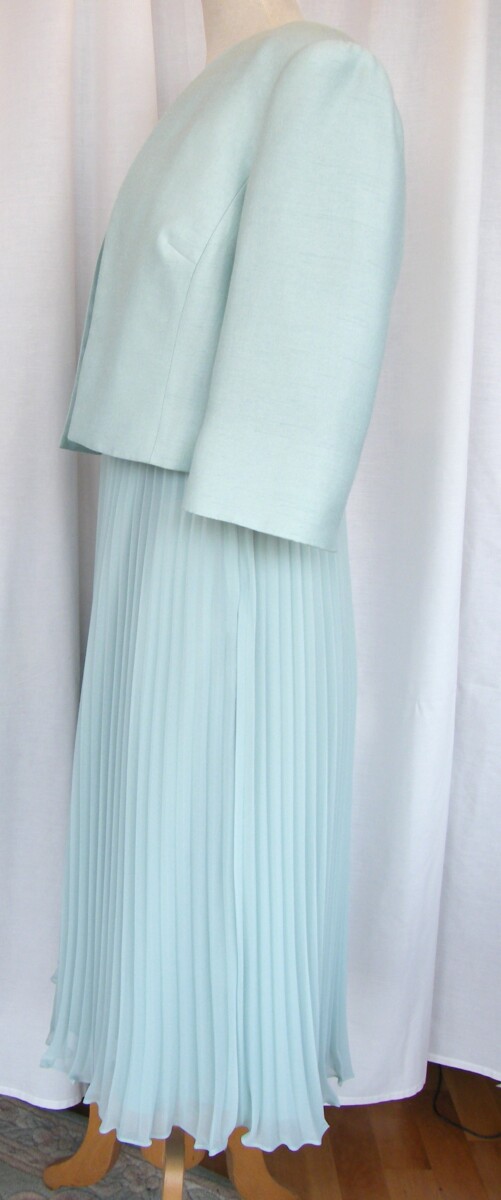 Jacques Vert BLACKCURRANT & AQUA RANGE MARILYN DRESS IN SUNRAY PLEATED AQUA CHIFFON & AQUA SHORT JACKET