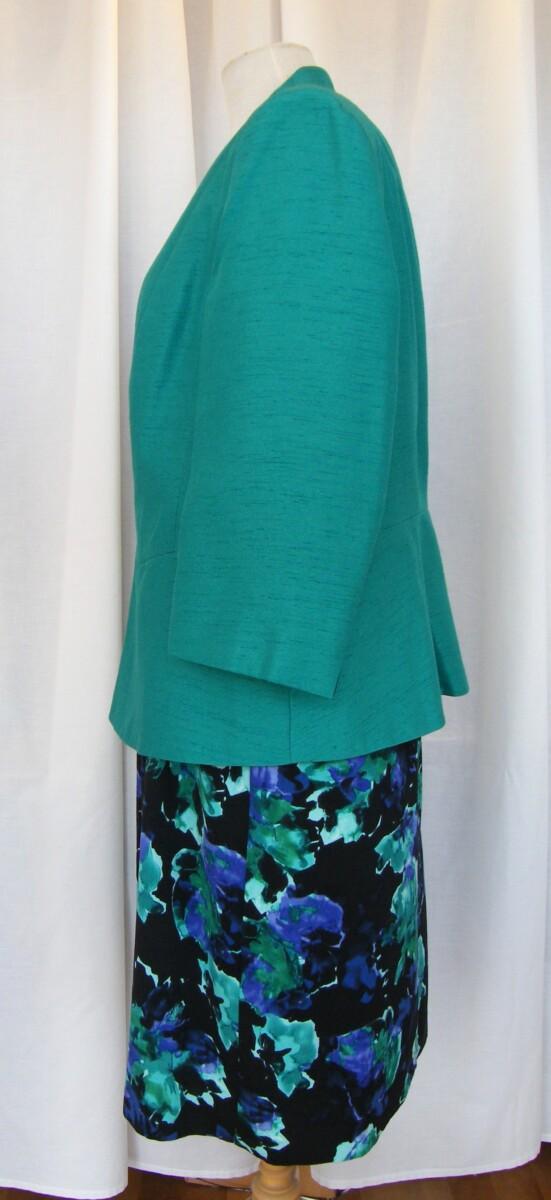 Jacques Vert BLURRED FLORAL PRINT SHIFT DRESS & MATCHING EMERALD GREEN SHANTUNG JACKET