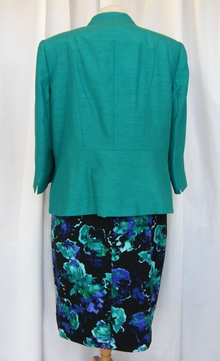 Jacques Vert BLURRED FLORAL PRINT SHIFT DRESS & MATCHING EMERALD GREEN SHANTUNG JACKET