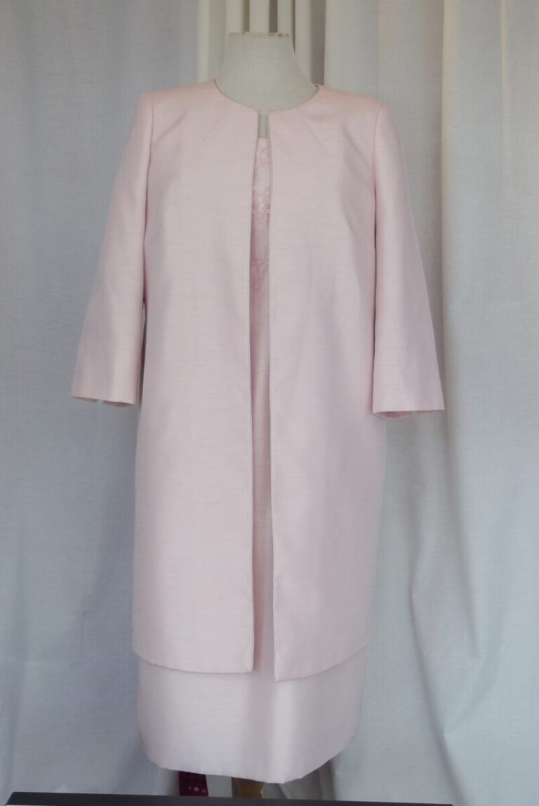 jacques vert BLUSH PINK SHANTUNG SHIFT DRESS EMBROIDERED BODICE SCATTERED WITH BEADS BLUSH PINK SHANTUNG 3/4 LENGTH COAT