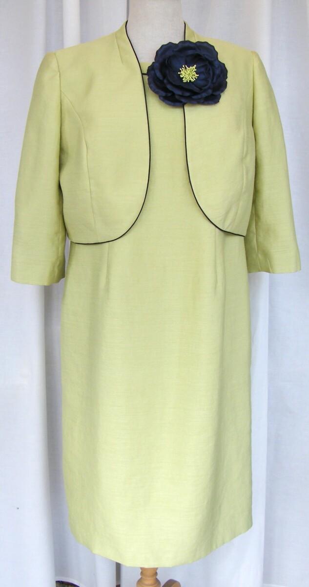 jacques vert BRIGHT & BREEZY RANGE FITTED LIME “ZEST” DRESS & LIME ” ZEST” SHORT JACKET WITH NAVY PIPEING