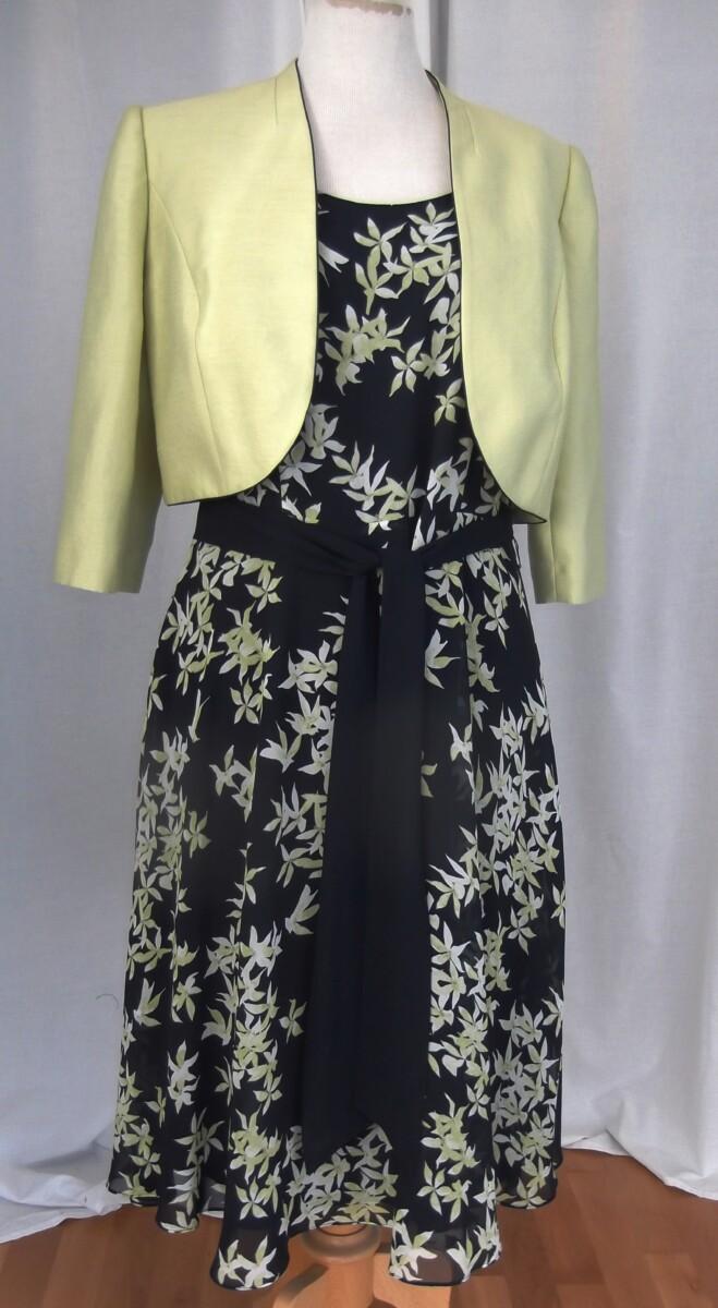 jacques vert BRIGHT & BREEZY RANGE NAVY CREPE CHIFFON DRESS LIME ZEST STAR PRINT & LIME ZEST SHORT JACKET WITH NAVY PIPEING