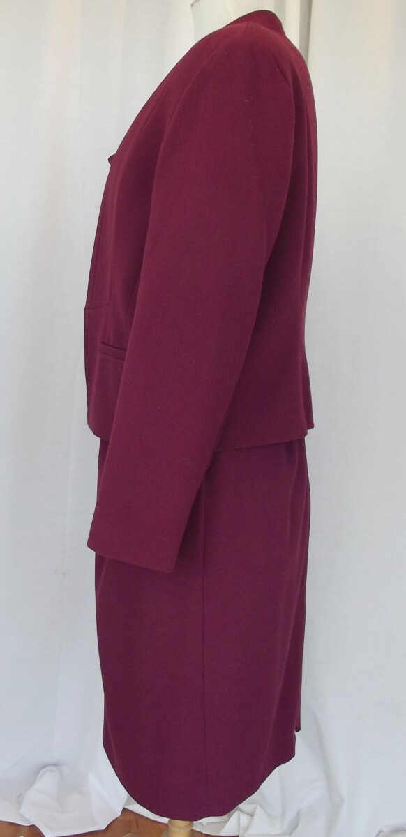 Jacques Vert BURGUNDY CREPE COWL NECK FITTED DRESS & BURGUNDY ANGLE EDGE CREPE JACKET