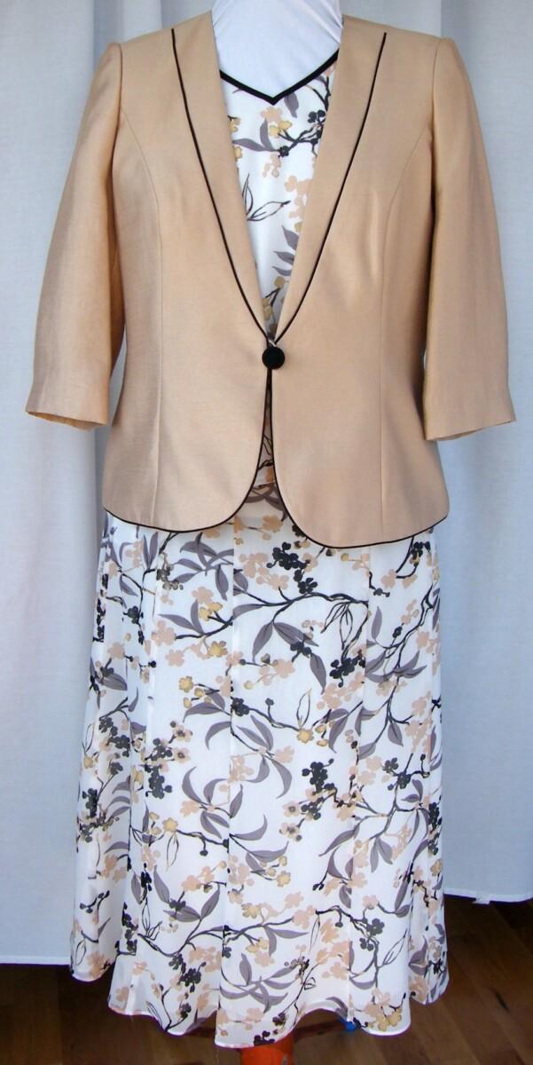 jacques vert CARAMEL & BLACK RANGE SUMMER FLORAL PRINT CHIFFON SKIRT & TOP CARAMEL JACKET