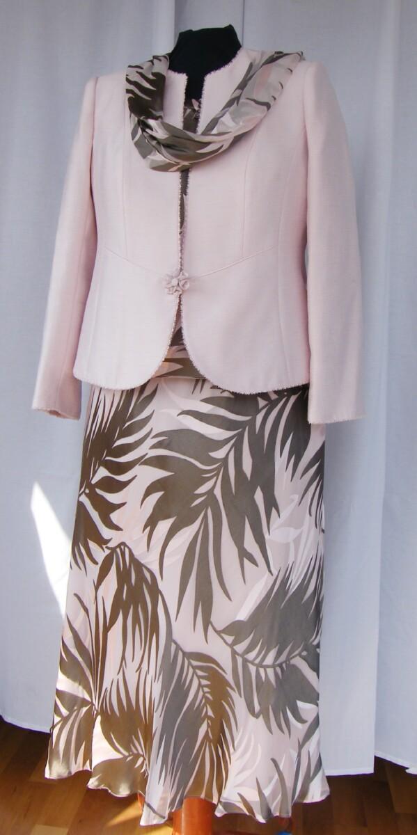 jacques vert COFFEE & PEACH RANGE PEACH SILK DEVORE COFFEE FERN LEAF PRINT SKIRT & TOP PEACH JACKET EDGED IN PEACH LACE