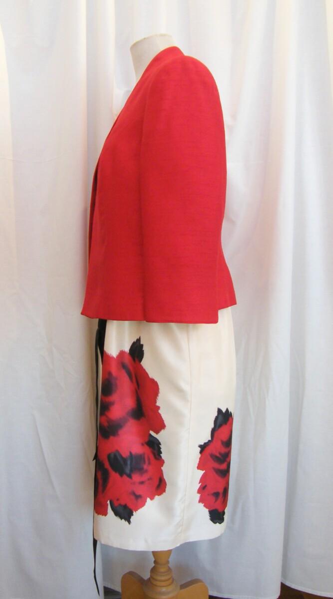 Jacques Vert CREAM SHANTUNG DRESS WITH LARGE SCARLET ROSE PLACEMENT PRINT SCARLET SHANTUNG JACKET