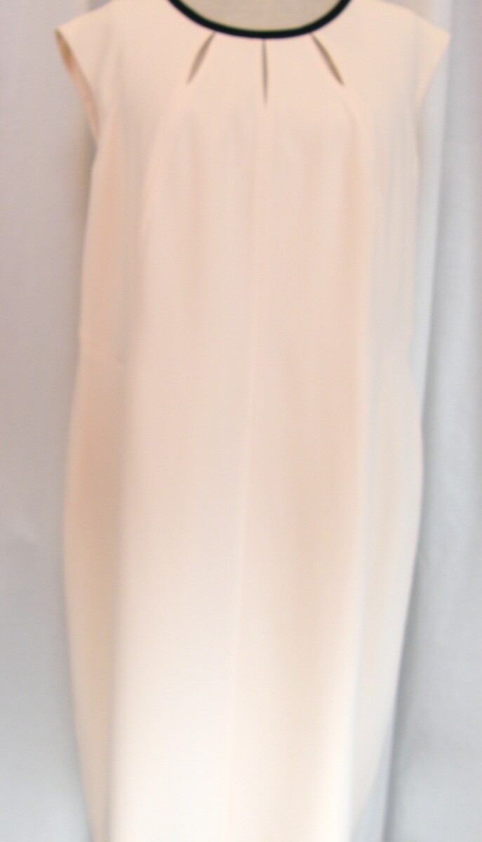 Jacques Vert DRESS TO IMPRESS RANGE POWDER PUFF TAILORED IVORY SHIFT DRESS BLACK DETAIL POWDER PUFF IVORY JACKET