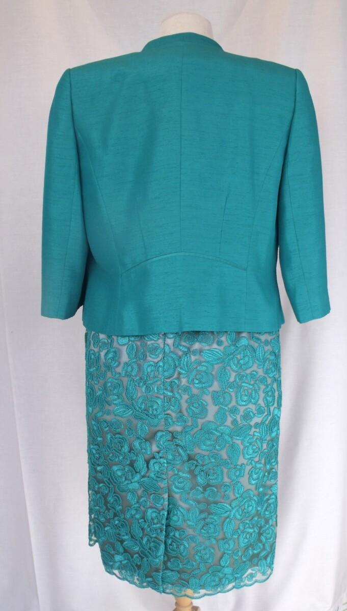 Jacques Vert EMERALD GREEN OPULENT LACE DRESS & EMERALD GREEN SHANTUNG JACKET SATIN FACED SEAMS