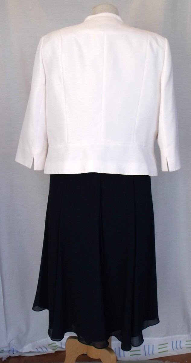 Jacques Vert FIT & FLARE DRESS OF IVORY LACE BODICE WITH BLACK CHIFFON SKIRT & IVORY SHANTUNG JACKET