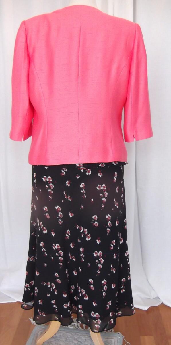 Jacques Vert FLAMINGO RANGE BLACK CREPE CHIFFON RANDOM DITSY CORAL FLOWERHEAD PRINT CORAL WOVEN JACKET