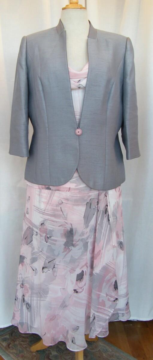 jacques vert FONDANT PINK RANGE PINK GREY AND IVORY ABSTRACT PRINT TOP & SKIRT MATCHING GREY SHANTUNG NOTCH NECK JACKET