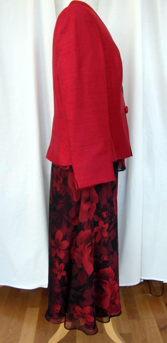 Jacques Vert GARNET RANGE RED & BLACK ROSE HEAD PRINTED ORGANZA CHIFFON TOP & SKIRT WITH GARNET RED JACKET