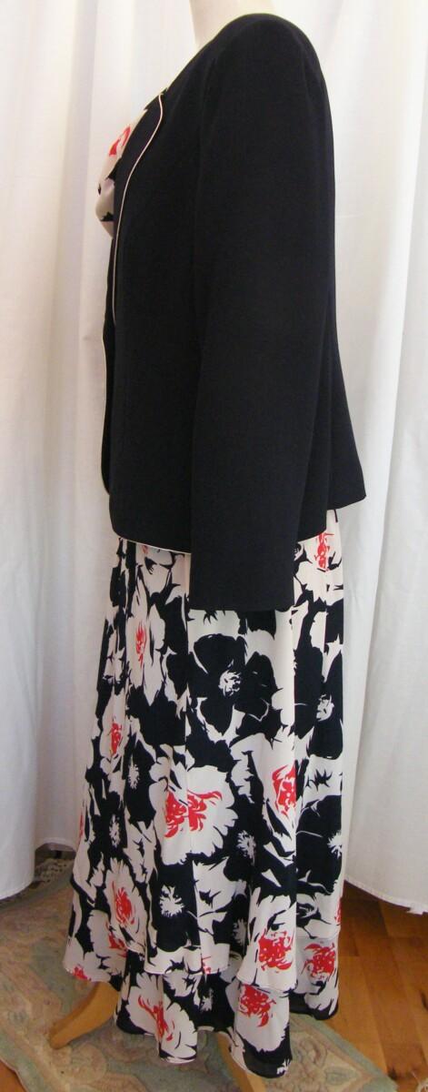 Jacques Vert ITALIAN RANGE NAVY CREPE CHIFFON SKIRT & TOP IVORY FLOWERHEAD PRINT NAVY JACKET EDGED IN IVORY