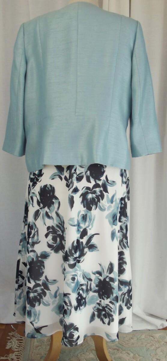 Jacques Vert IVORY CHIFFON DRESS LIGHT BLUE & TEAL FLORAL PRINT & LIGHT BLUE SHANTUNG EDGE TO EDGE JACKET