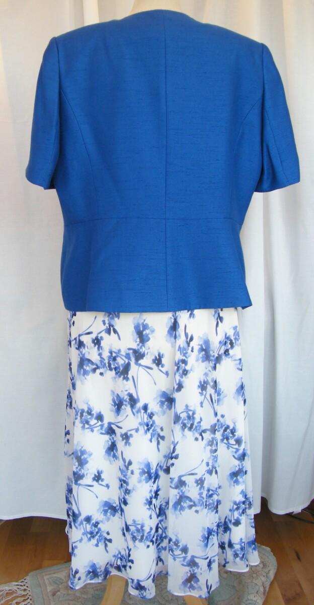 Jacques Vert IVORY CREPE CHIFFON DRESS ROYAL BLUE FLORAL SPRAY PRINT & ROYAL BLUE WOVEN SHORT SLEEVE JACKET