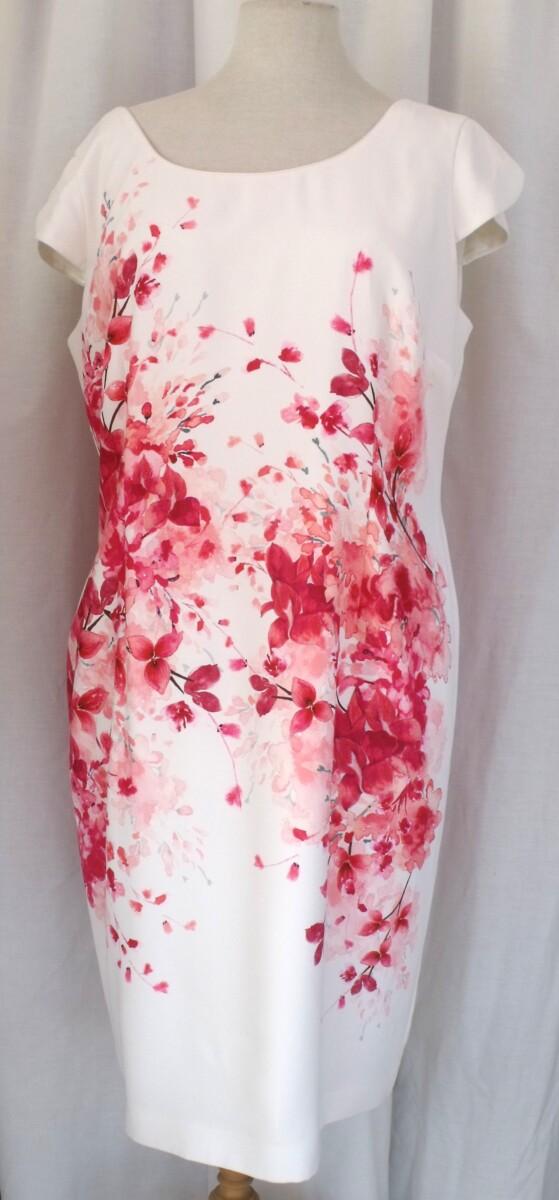 Jacques Vert IVORY CREPE SHIFT DRESS PARADISE BLOOM PLACEMENT PRINT & MATCHING HOT PINK CREPE POCKET DETAIL JACKET