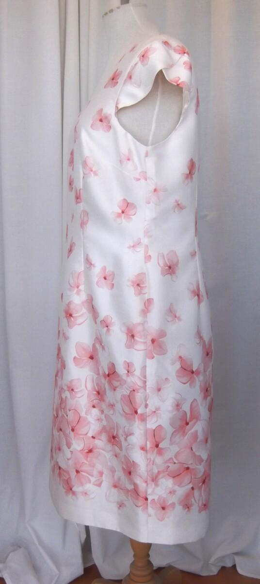 Jacques Vert IVORY & PEACH PETAL PRINT SHANTUNG SHIFT DRESS & OSAKA PEACH SATEEN COAT