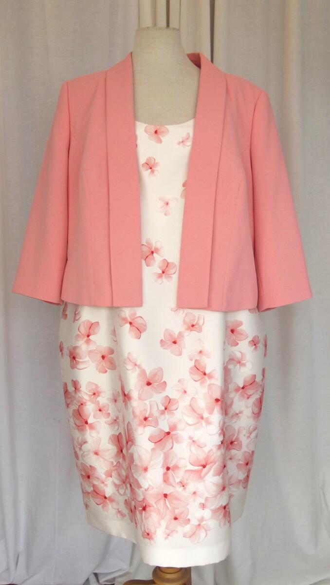 jacques vert IVORY & PEACH PETAL PRINT SHANTUNG SHIFT DRESS & PEACH CREPE DRAPE JACKET