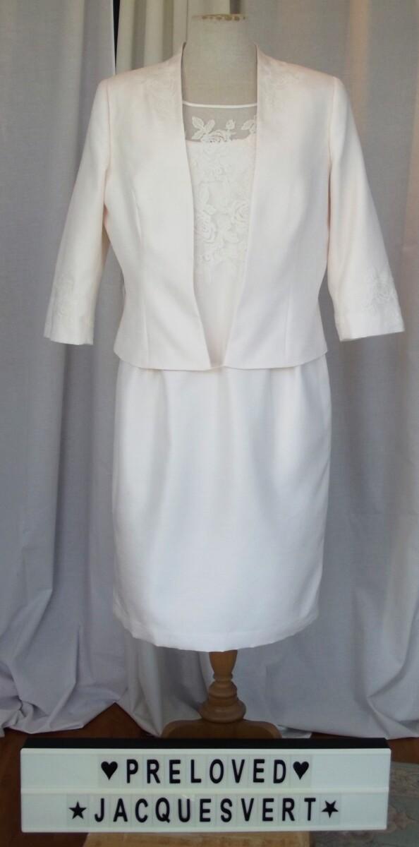 jacques vert IVORY SHANTUNG DRESS & JACKET WITH APPLIQUED FLOWERHEAD  LACE EMBELLISHMENT