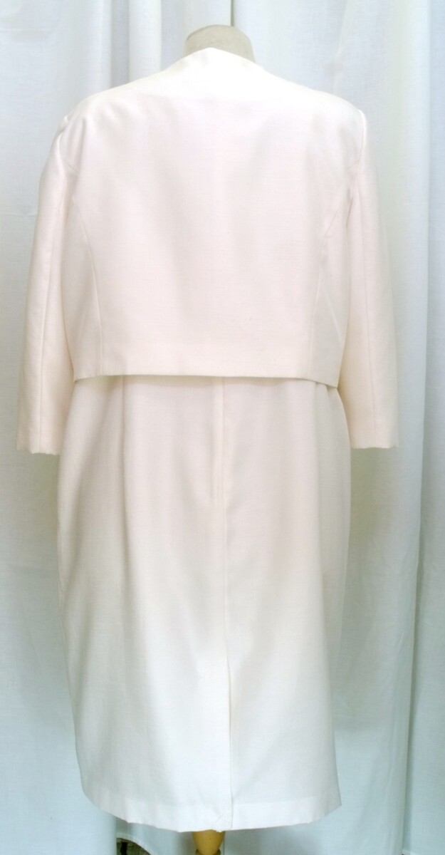 Jacques Vert IVORY SHANTUNG SHIFT DRESS CORAL EMBROIDERY MATCHING IVORY SHANTUNG SHORT JACKET