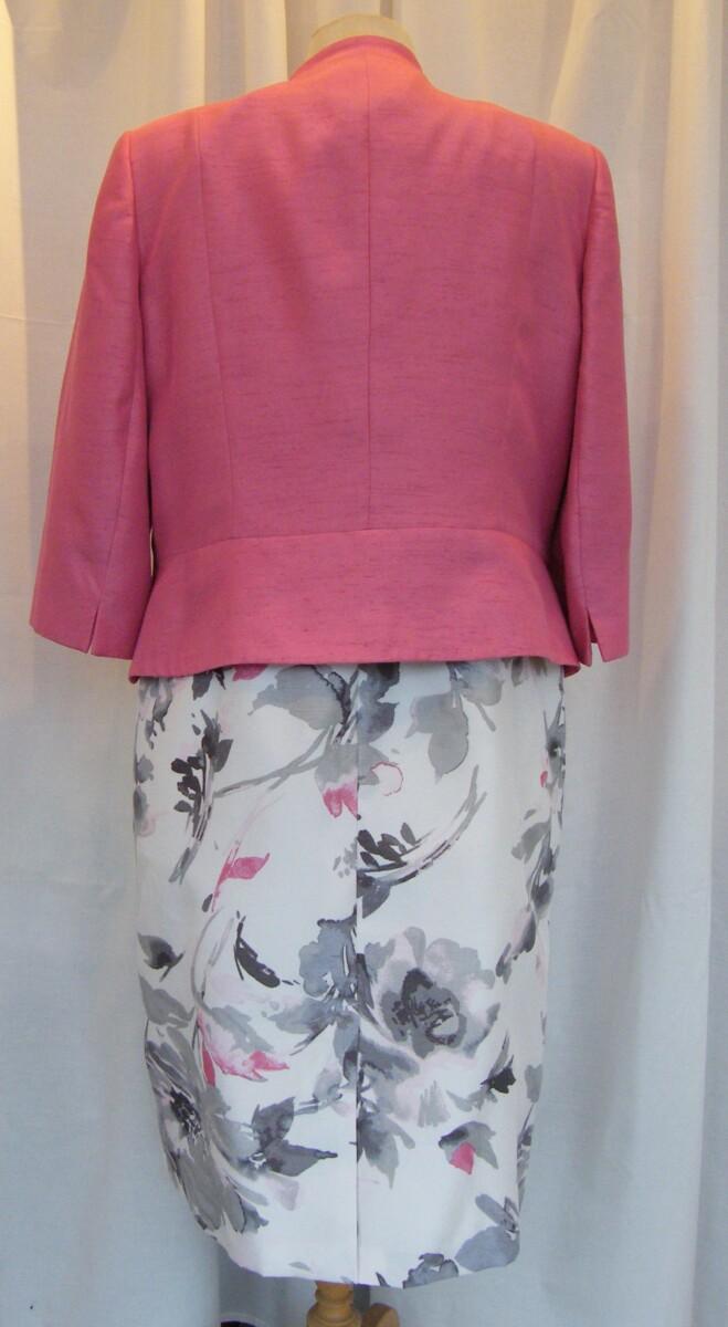 Jacques Vert IVORY SHANTUNG SHIFT DRESS GREY & CLOVER PINK PRINT MATCHING CLOVER PINK SHANTUNG JACKET