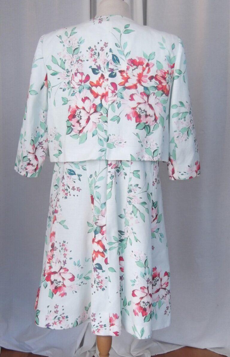 Jacques Vert JACQUES VERT COLLECTION A LINE DRESS & JACKET IN MINT CHENILLE FLORAL PRINTED JACQUARD