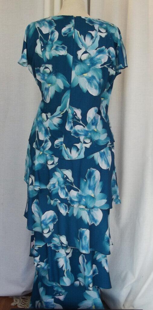 Jacques Vert JACQUES VERT COLLECTION BARCELONA RANGE MAXI SKIRT & CROSS OVER TOP IN SEA GREEN CREPE CHIFFON MAGNOLIA FLOWER HEAD PRINT