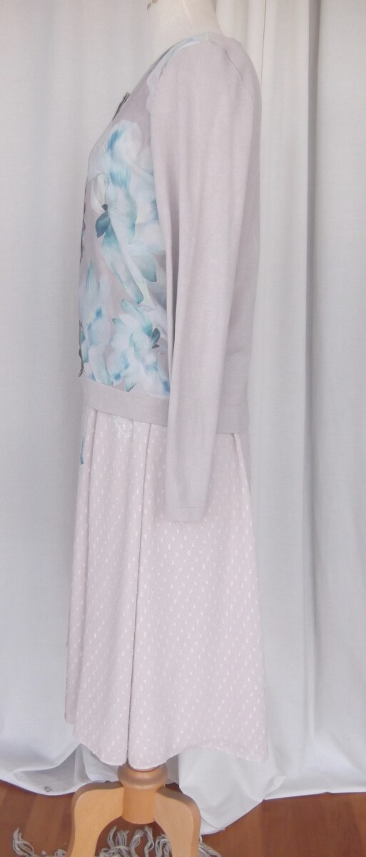 Jacques Vert JACQUES VERT COLLECTION BARCELONA RANGE NEUTRAL “DOBBY” FABRIC MAGNOLIA PRINT IN SHADES OF BLUE & CHIFFON TRIM CARDIGAN