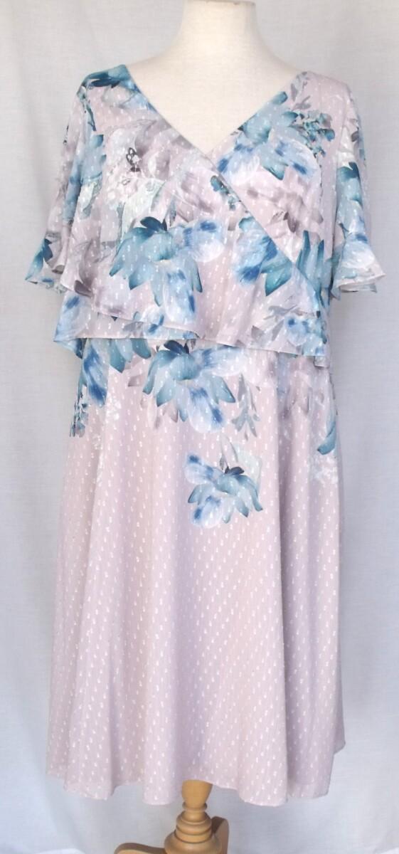 Jacques Vert JACQUES VERT COLLECTION BARCELONA RANGE NEUTRAL “DOBBY” FABRIC MAGNOLIA PRINT IN SHADES OF BLUE & CHIFFON TRIM CARDIGAN