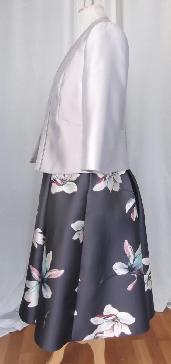 Jacques Vert JACQUES VERT COLLECTION DARK BROWN JACQUARD SHANTUNG PROM DRESS MAGNOLIA FLOWERHEAD PRINT & MATCHING TAUPE JACQUARD SHANTUNGJACKET