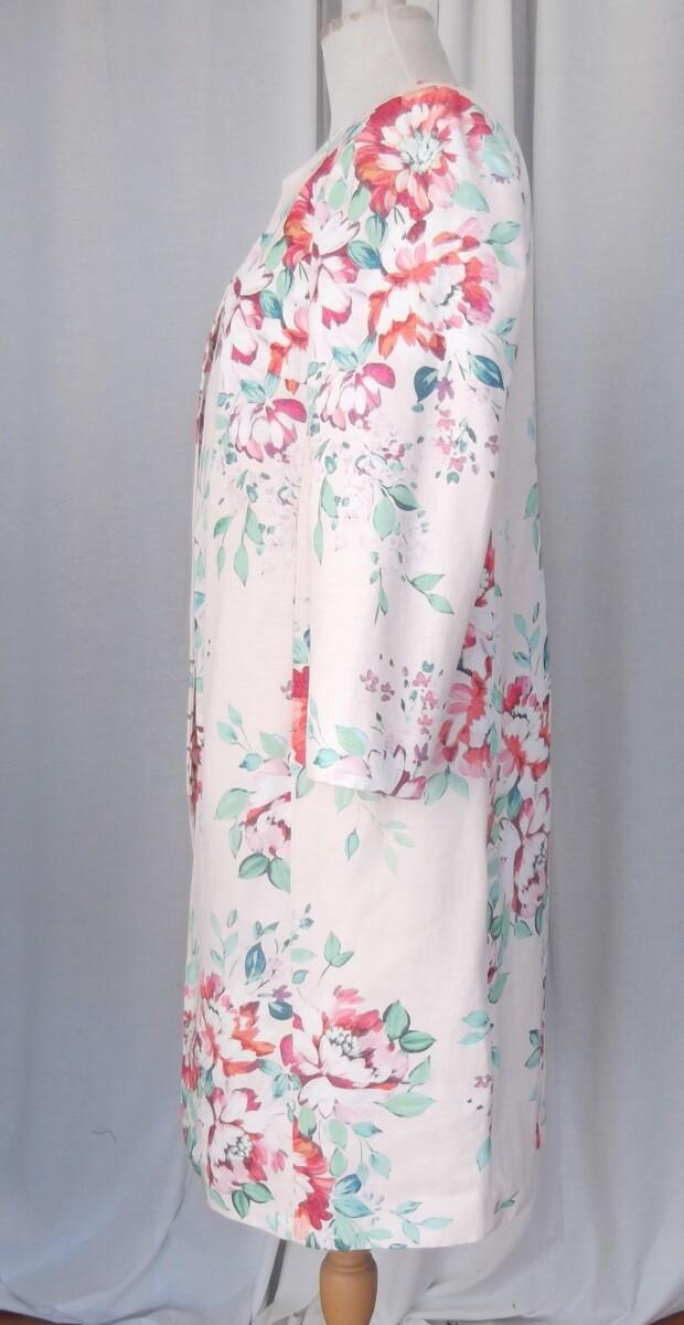 Jacques Vert JACQUES VERT COLLECTION FITTED DRESS & COAT IN CHENILLE FLORAL PRINTED JACQUARD