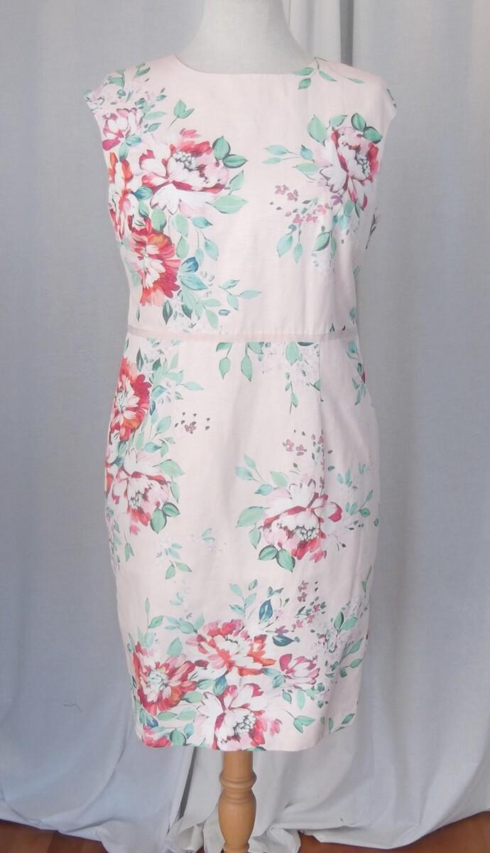 Jacques Vert JACQUES VERT COLLECTION FITTED DRESS & COAT IN CHENILLE FLORAL PRINTED JACQUARD