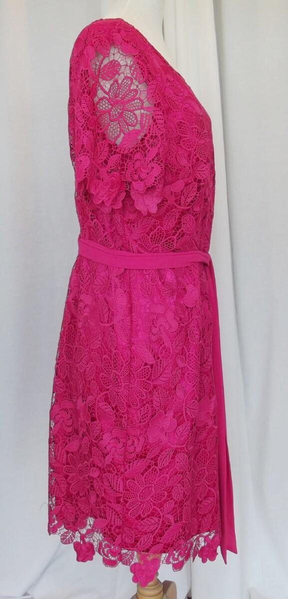 Jacques Vert JACQUES VERT COLLECTION HOT PINK HEAVY LACE SHIFT DRESS SCALLOPED EDGES & HOT PINK BAILEY CREPE JACKET