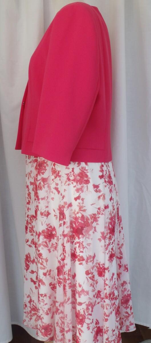 Jacques Vert JACQUES VERT COLLECTION IVORY CHIFFON DRESS HOT PINK FLORAL PRINT & MATCHING HOT PINK CREPE POCKET DETAIL JACKET