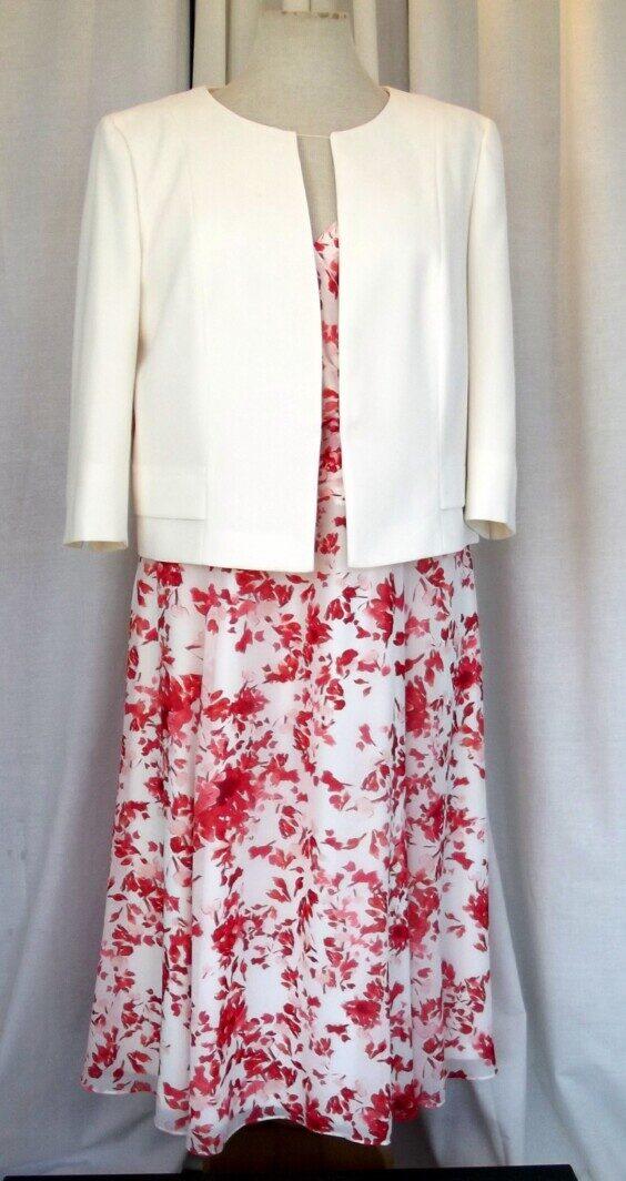jacques vert JACQUES VERT COLLECTION IVORY CHIFFON DRESS HOT PINK FLORAL PRINT & MATCHING IVORY CREPE POCKET DETAIL JACKET
