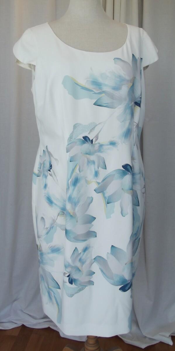Jacques Vert JACQUES VERT COLLECTION IVORY CREPE SHIFT DRESS PLACEMENT PRINT IN AQUA TURQUOISE & GREY. AQUA SHANTUNG JACKET