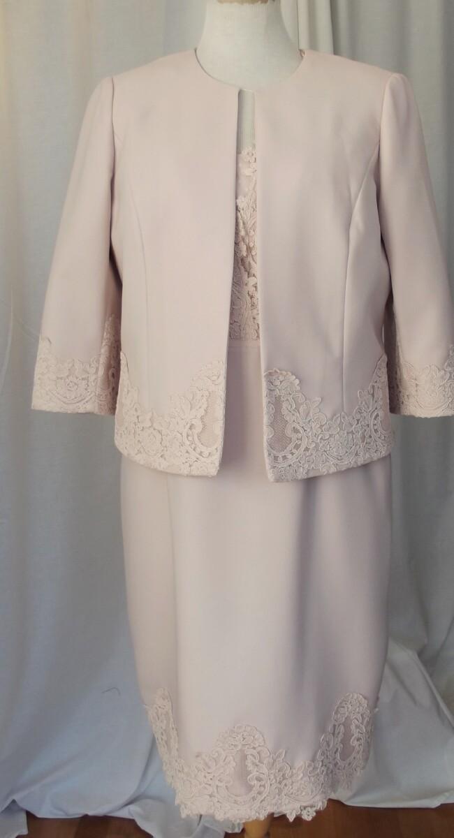 jacques vert JACQUES VERT COLLECTION MUSHROOM CREPE SHIFT DRESS & JACKET LACE APPLIQUE AROUND THE CUFFS HIPS BODICE & HEMLINE OF SHIFT DRESS