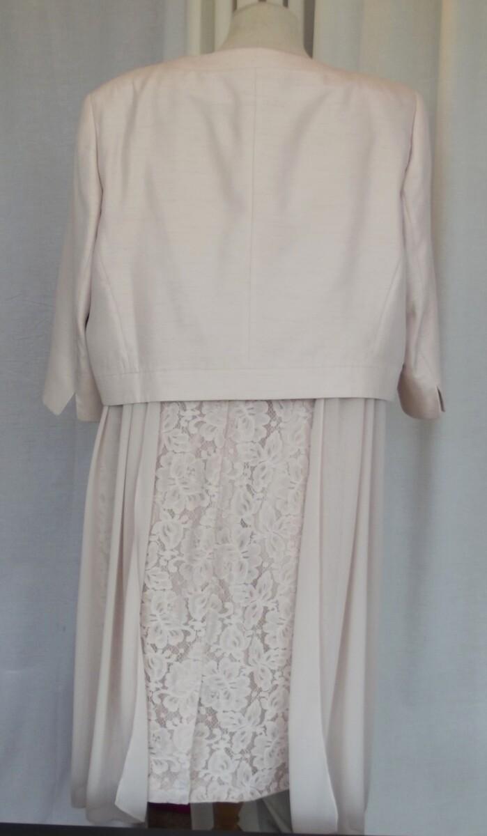 Jacques Vert JACQUES VERT COLLECTION OYSTER LACE SHIFT DRESS SCARF NECKLINE & OYSTER SHANTUNG SHORT JACKET BRAND NEW WITH TAGS