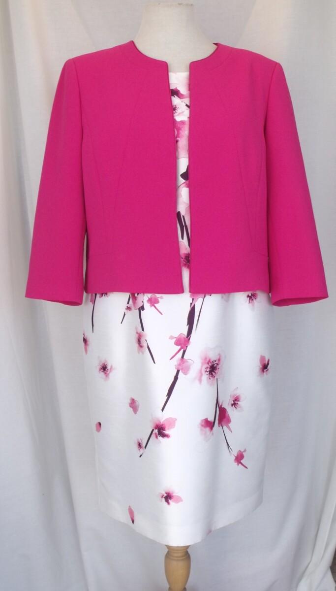 jacques vert JACQUES VERT COLLECTION PETITE RANGE IVORY SHANTUNG SHIFT DRESS BRIGHT PINK FLORAL PLACEMENT PRINT BRIGHT PINK BAILEY CREPE JACKET