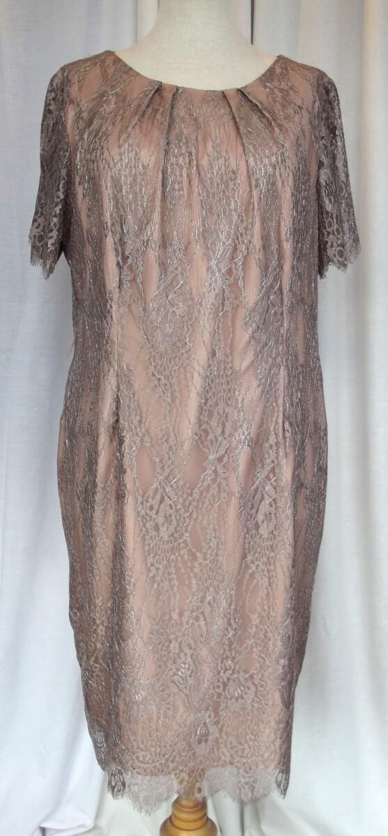Jacques Vert JACQUES VERT COLLECTION ROSE GOLD MARIA LACE SHIFT DRESS & ROSE GOLD JACQUARD JACKET
