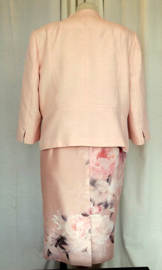 Jacques Vert JACQUES VERT COLLECTION “SAMANTHA” PALE PEACH SHANTUNG SHIFT DRESS & MATCHING PALE PEACH SHANTUNG JACKET