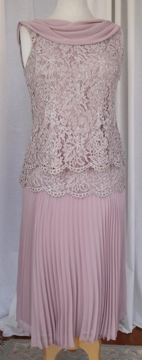 jacques vert JACQUES VERT COLLECTION “VERSAILLES” RANGE GOLD EDGED MINK LACE TOP SCARF NECK & PLEATED CHIFFON SKIRT LACE OVER HIPS